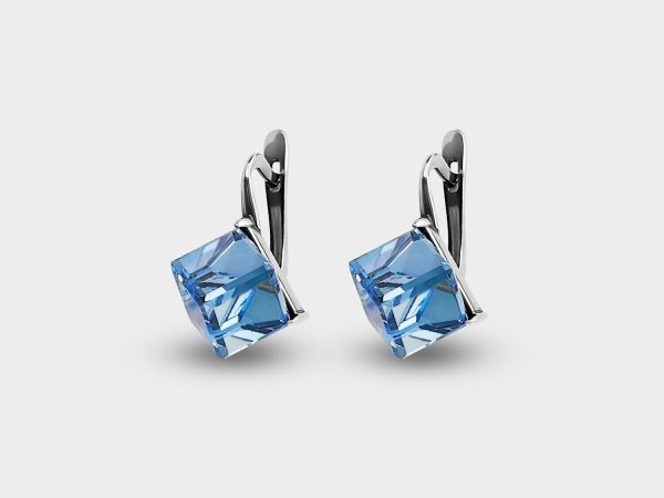 Earrings "Cube" 8 mm