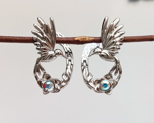 Earrings with Swarovski crystals