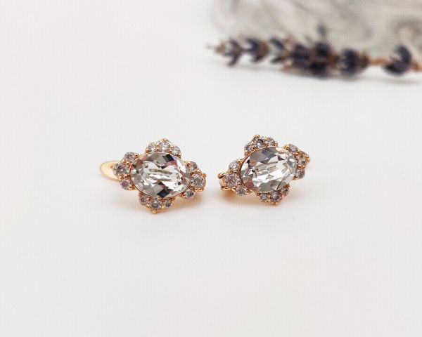 Earrings with Swarovski crystals