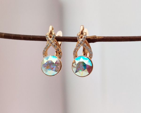 Earrings with Swarovski crystals