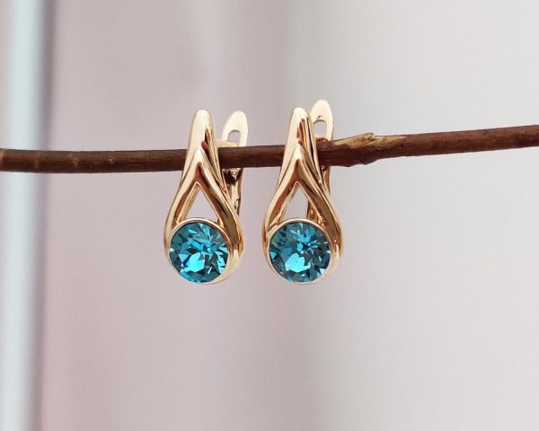 Earrings with Swarovski crystals