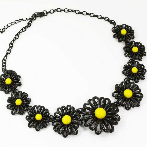 Chamomile Necklace