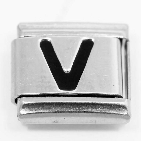 Link for stackable bracelets (Letter V)