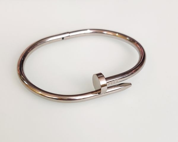 Steel bracelet