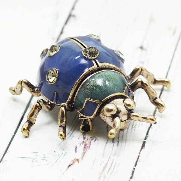 Brooch V577875907210