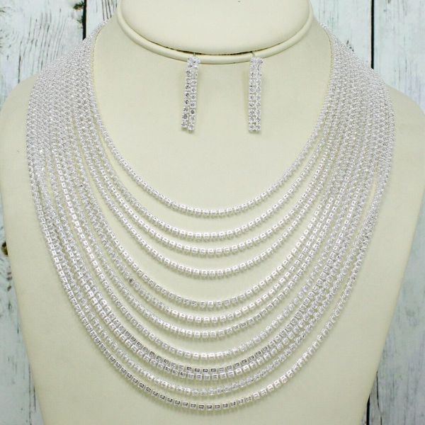 Set (necklace and earrings) V654679907395