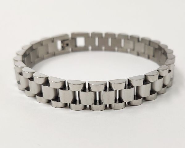 Steel bracelet