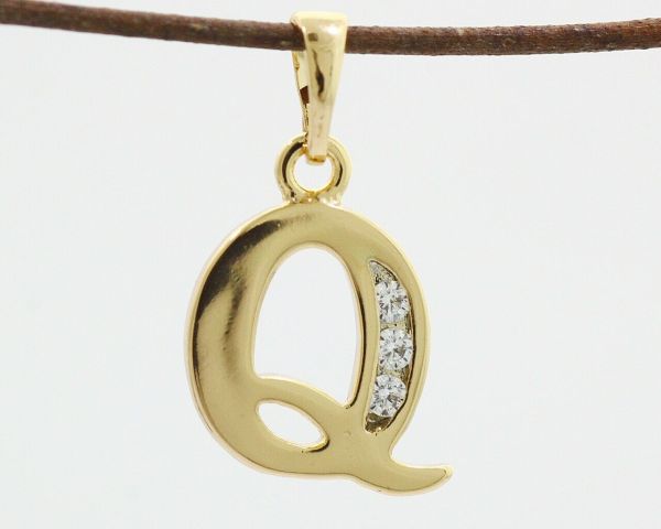 Pendant letter "Q" F26017190789