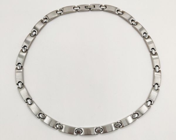 Steel necklace