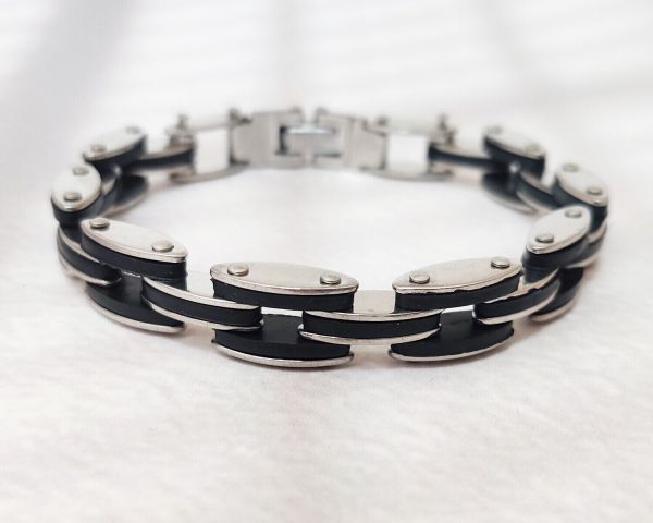 Steel bracelet