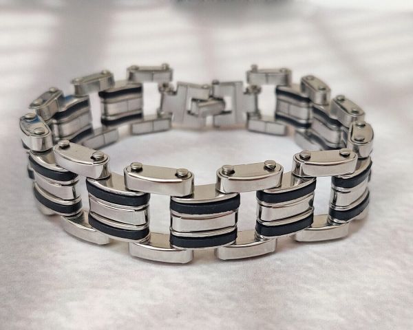 Steel bracelet