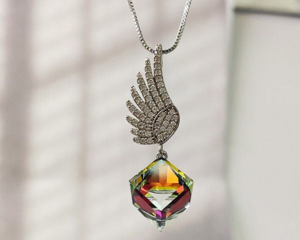 Pendant with Swarovski crystals