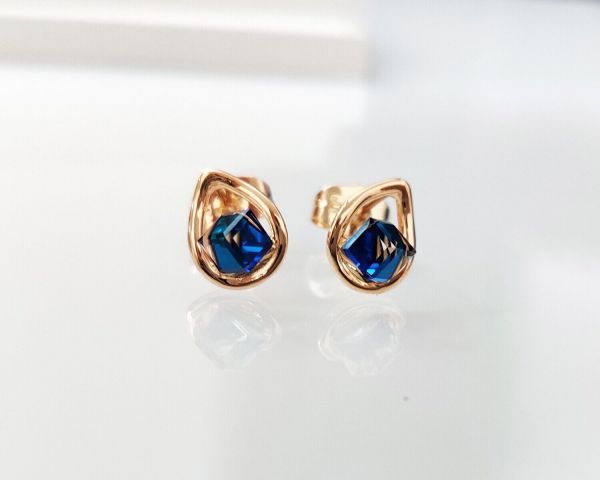 Earrings with Swarovski crystals