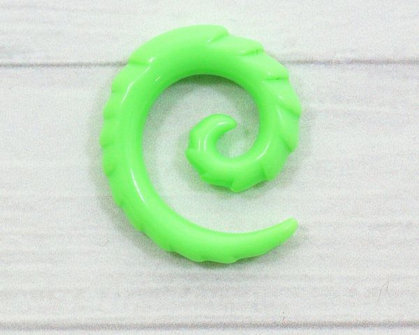 Spiral in the ear (8 mm) Sale-1384