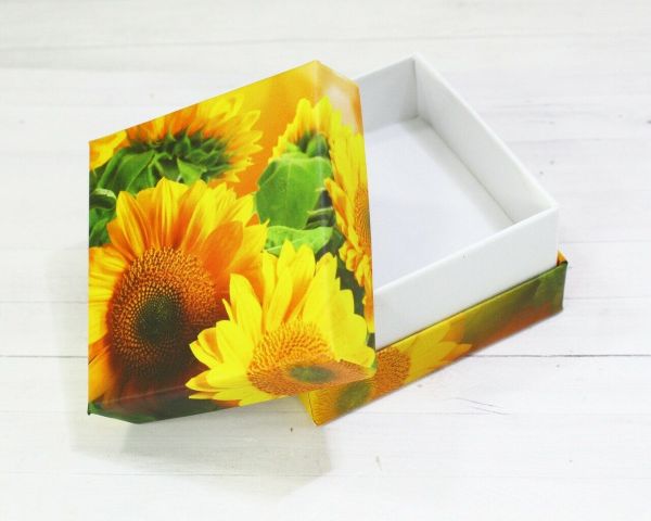 Gift box (6*6) "Sunflower"