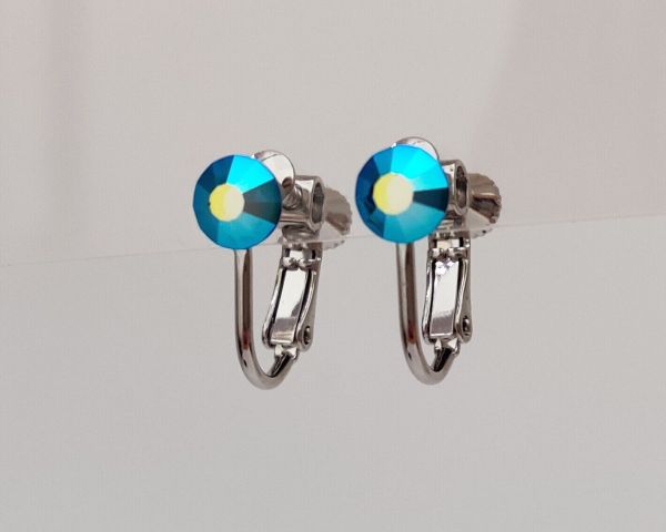 Earrings with Swarovski crystals