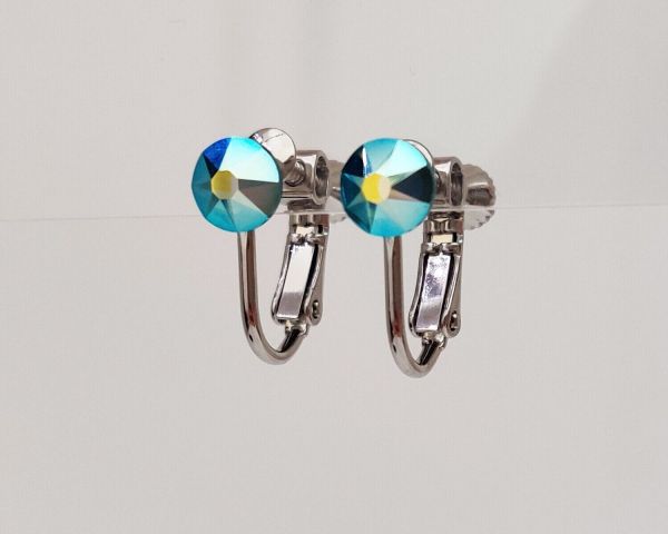 Earrings with Swarovski crystals