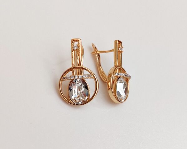 Earrings with Swarovski crystals