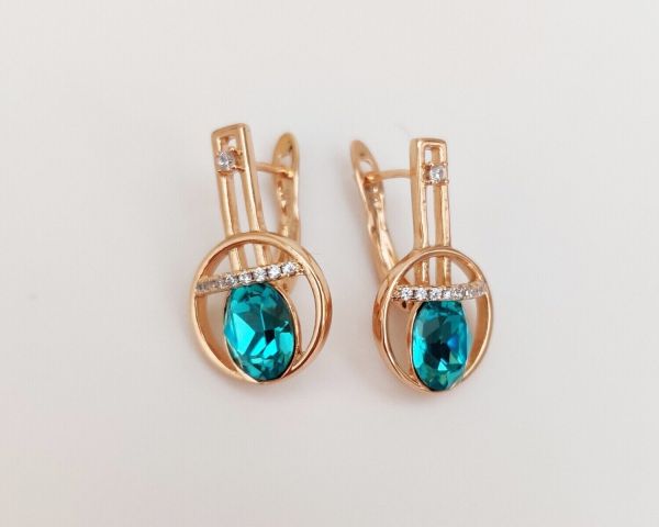 Earrings with Swarovski crystals