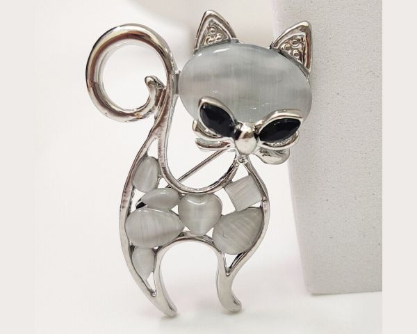 Brooch Cat