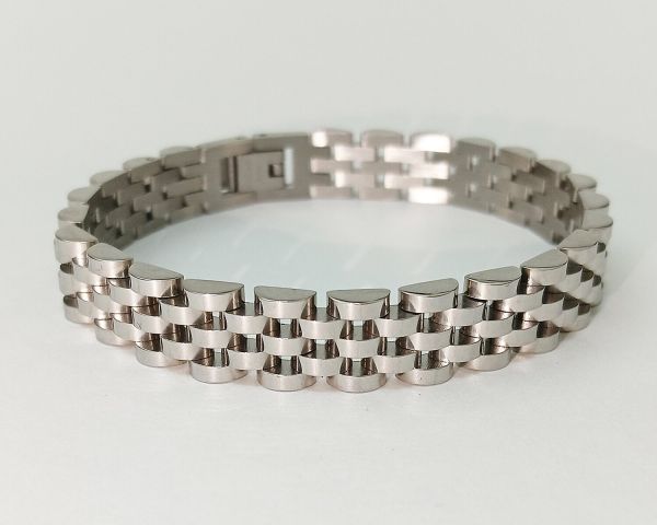 Steel bracelet